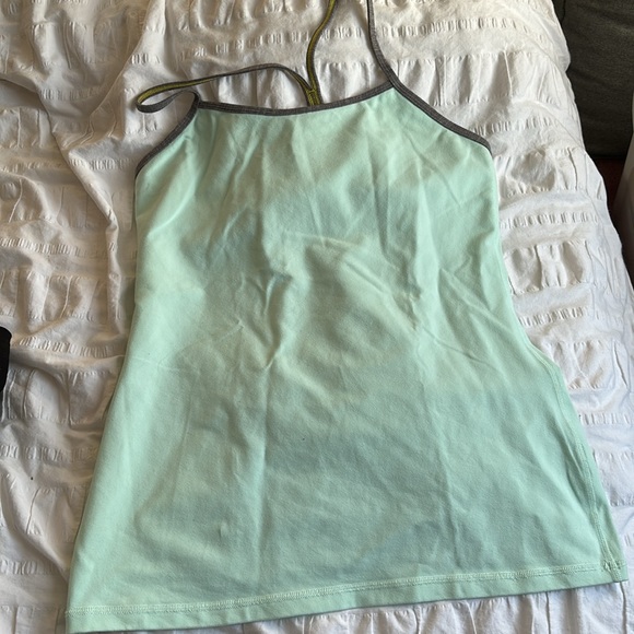 tank top strechable - Picture 2 of 3